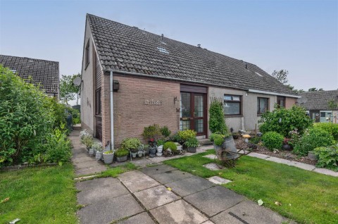 View Full Details for 81, Slade Gardens, Kirriemuir