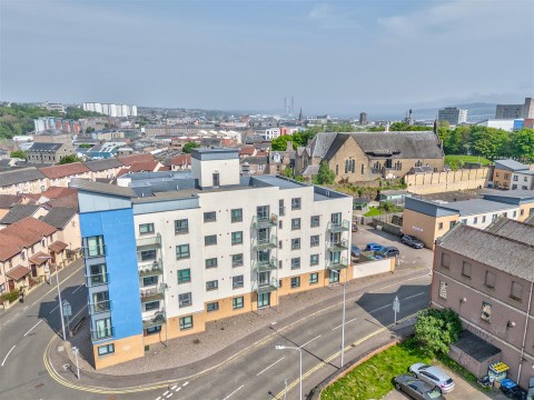 View Full Details for 99, Bellfield Street, Dundee