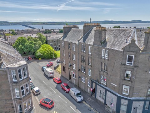 View Full Details for 60E, Abbotsford Street, Dundee