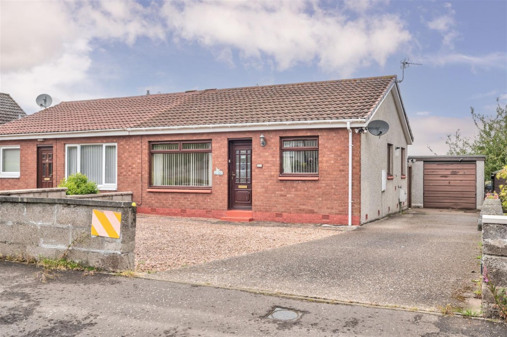 7, Hillpark Drive, Birkhill, Dundee, 2 bedroom, Bungalow - Semi Detached