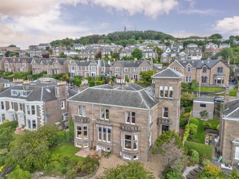 View Full Details for 3, Douglas Terrace, Dundee
