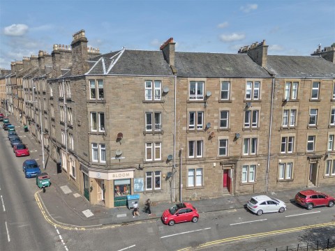 View Full Details for 2R 2, Wedderburn Street, Dundee