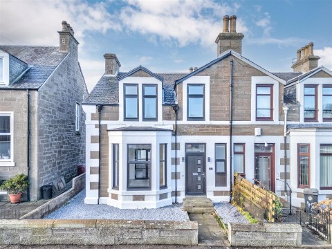 View Full Details for 7, Park Place, Dundee