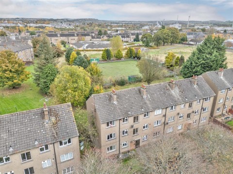 View Full Details for 4e, Cullen Place, Dundee