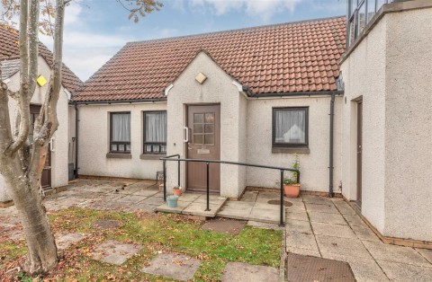 View Full Details for 23, Erskine Road, Tayport