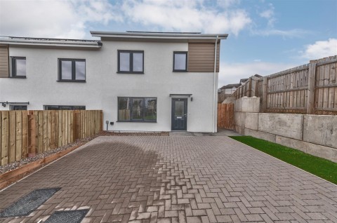 View Full Details for 17, Tulloch Crescent, Dundee