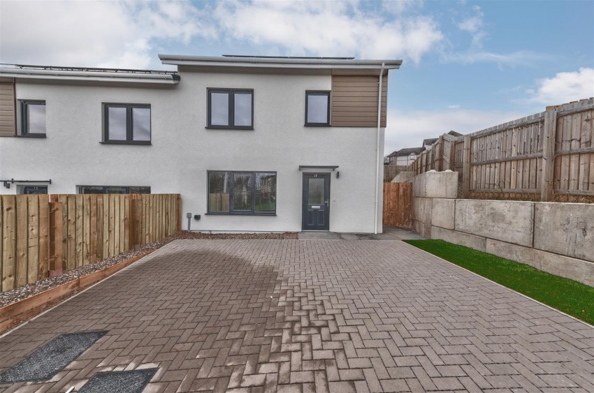 Images for Tulloch Crescent, Dundee