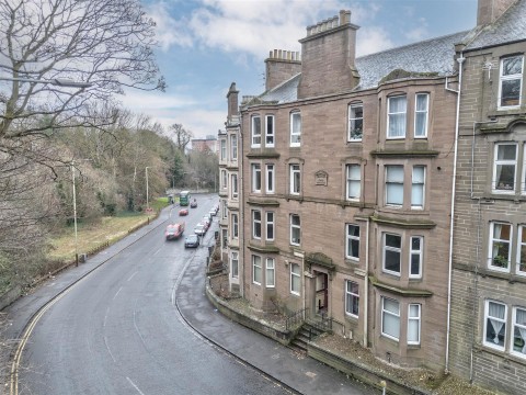 View Full Details for 1/R, 188 Lochee Road, Dundee