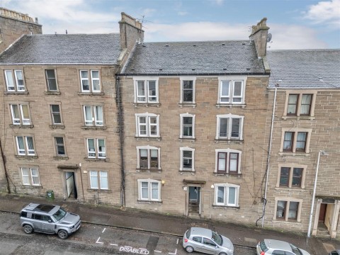 View Full Details for 1/L 35, Provost Road, Dundee